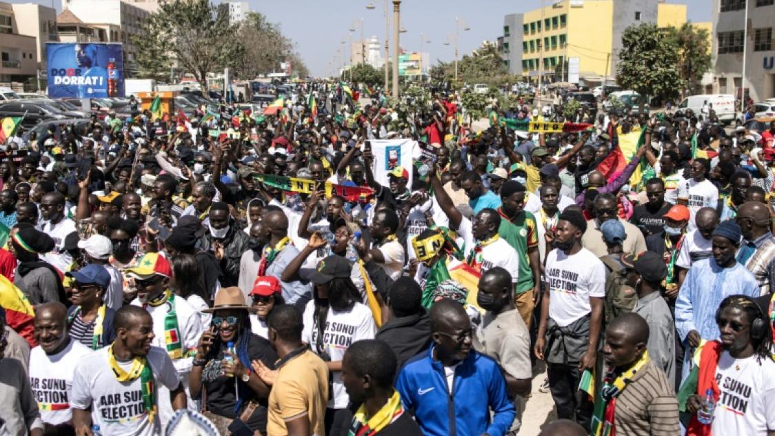 MARCHE SILENCIEUSE DE AAR SUNU ELECTION : Une procession bruyante pour appeler au retour de l’ordre constitutionnel