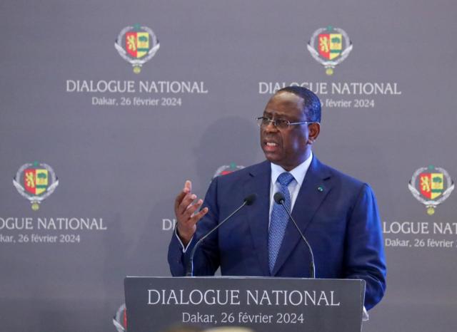 Macky Sall : «Mon départ le 2 avril reste absolument ferme»