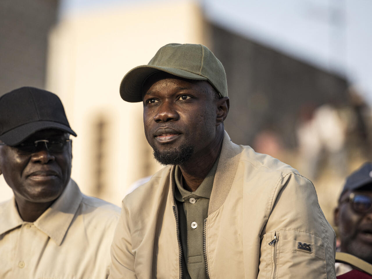 ORDONNANCE DU JUGE DE DAKAR PORTANT REINTEGRATION DE OUSMANE SONKO : Le recours de l’Aje examiné le 14 mars ; l’affaire devient sans objet avec l’amnistie en cours