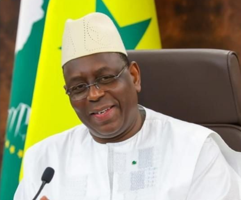 Macky Sall dissout le gouvernement !