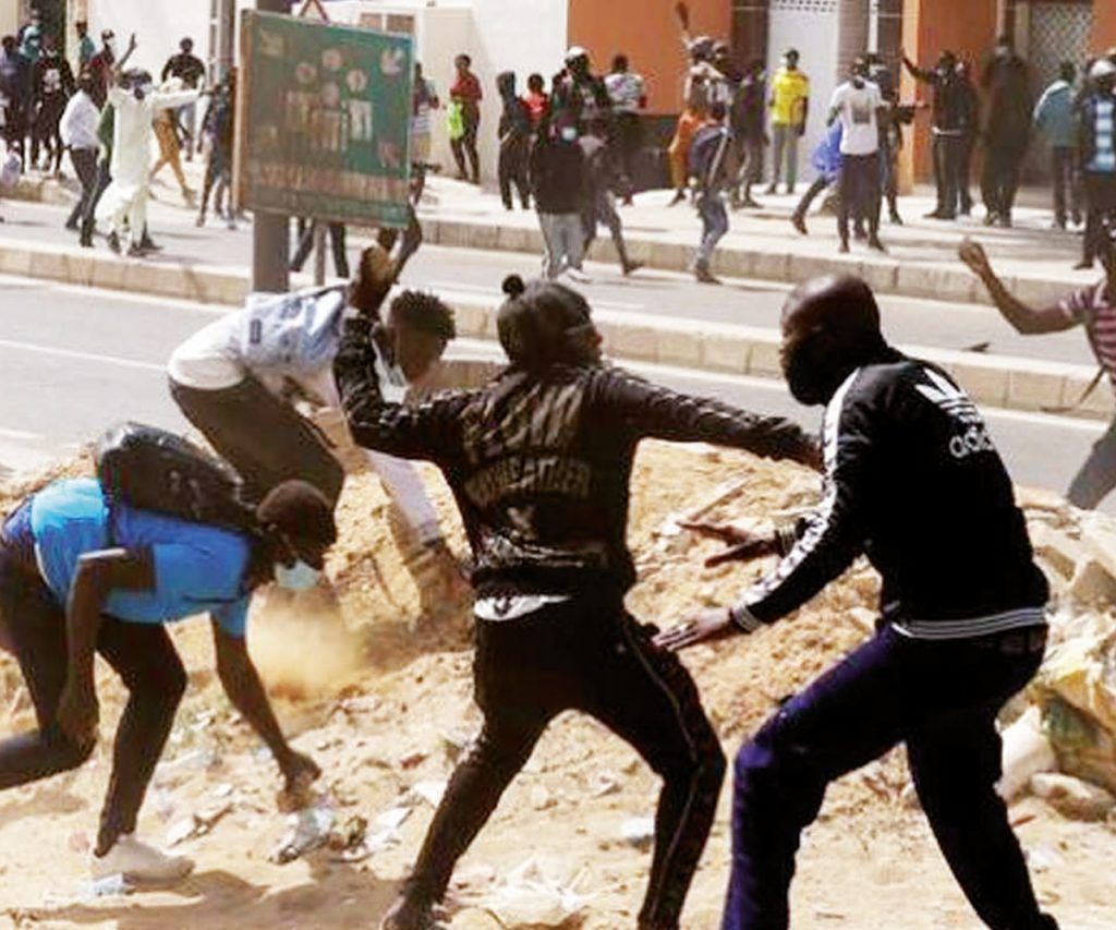 PRESIDENTIELLE 2024 : Campagne électorale à feu et à sang à Dakar