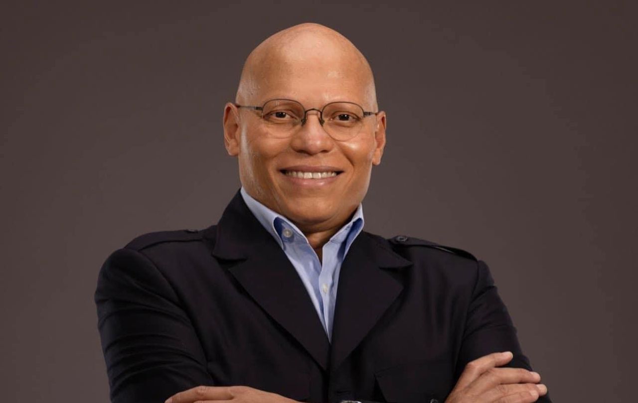 Karim Wade va soutenir quelqu’un mais file la patate chaude à son père