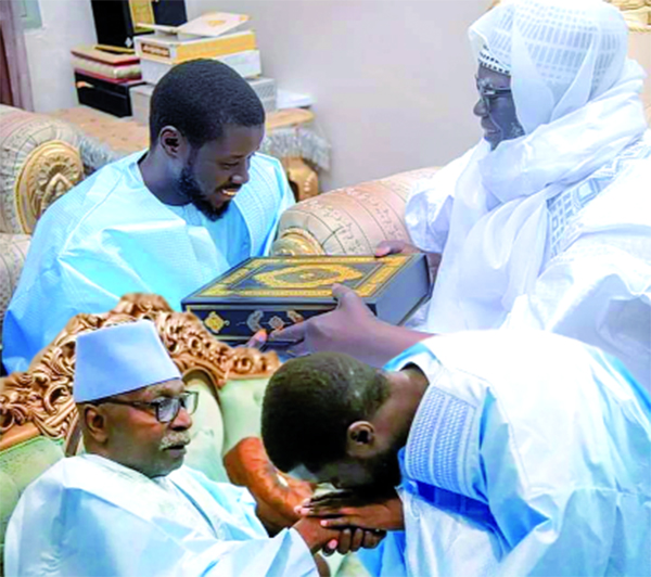 Impairs lors de la visite de Diomaye à Touba et Tivaouane : les gouverneurs, préfets et sous-préfets pas informés