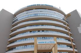 Maison de la presse : l’eau coupée, le compteur emporté, les travailleurs secourus par les sapeurs-pompiers