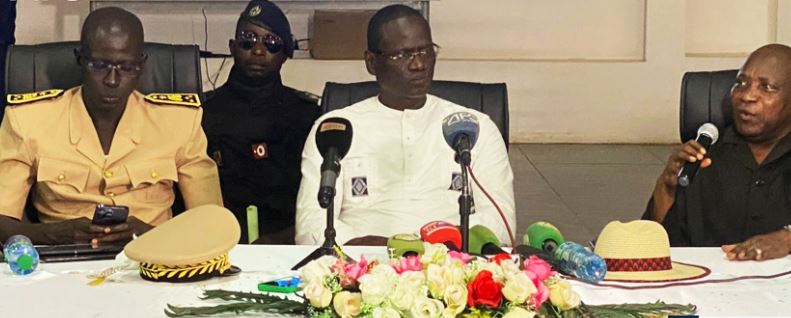 ABDOURAHMANE DIOUF, MINISTRE DE L’ENSEIGNEMENT SUPERIEUR, DE LA RECHERCHE ET DE L’INNOVATION : « Il est d’une urgence absolue de terminer les chantiers de l’Université Assane Seck de Ziguinchor dans les plus brefs délais »