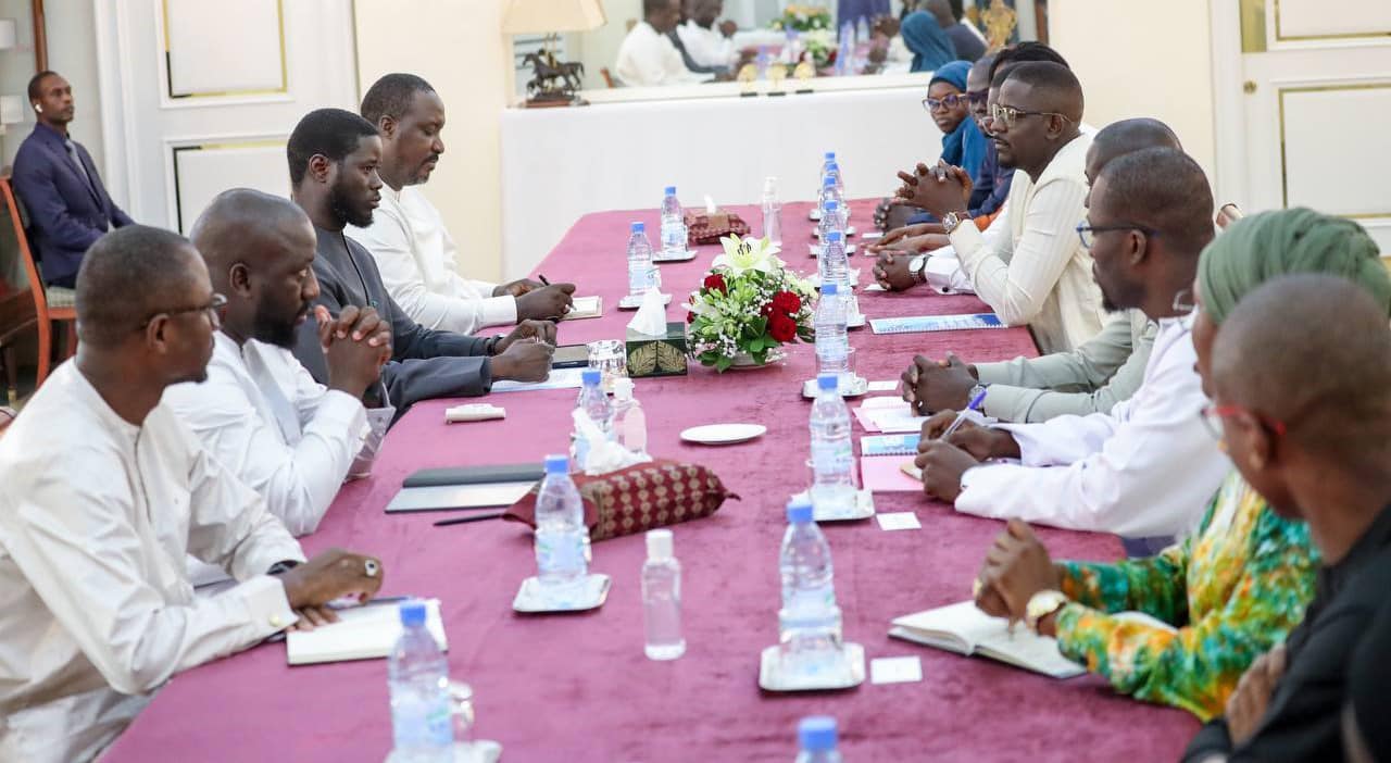 Diomaye aux jeunes reporters : « Nous sommes déterminés à soutenir une presse libre et responsable…Votre travail est vital… »