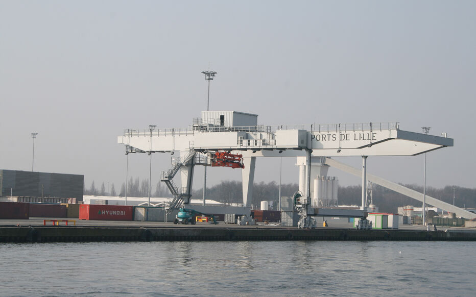 Lille : la douane saisit des dizaines de tonnes de pièces automobiles usagées en partance pour le Sénégal