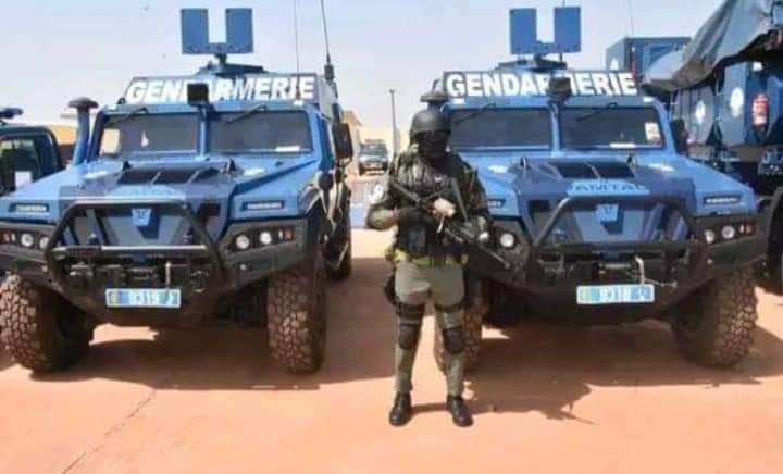 Jeu de chaises musicales dans la Gendarmerie