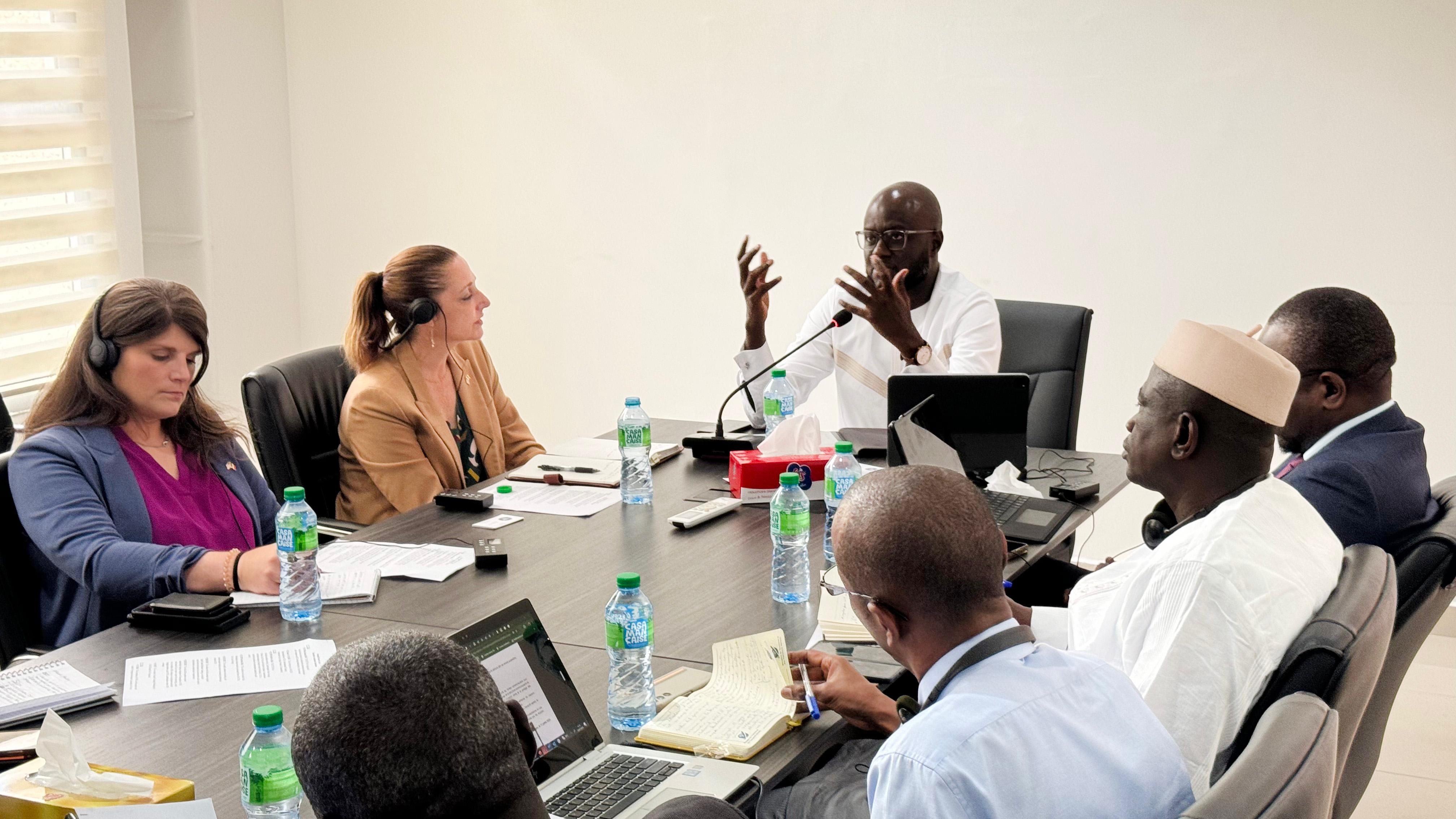 Rencontre avec une délégation de la Transportation Security Administration (TSA) américaine: le ministre Malick Ndiaye veut un agrément permettant à Air Sénégal d’aller directement aux États-Unis, sans avoir recours à une compagnie tierce