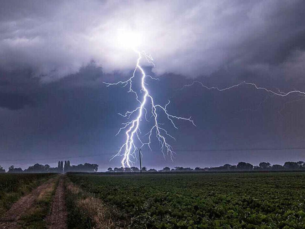 HORREUR À SICAP MBAO EXTENSION : Un peintre foudroyé à mort par une puissante décharge électrique