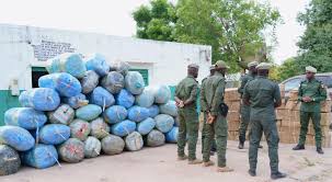 407kg de chanvre et un lot de faux médicaments saisis