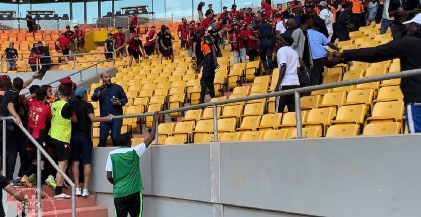 PROLONGATIONS MATCH JARAAF-USMA : La Caf se charge du dossier, le Jaraaf donne sa version... 6 faux handicapés algériens ont dissimulé les fumigènes