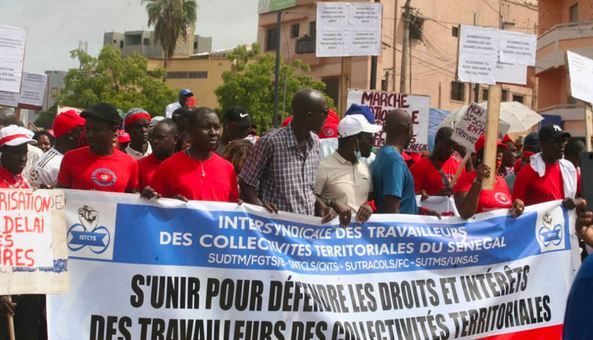 SITUATION DELETERE A LA POSTE : La Cnts, la Csa, la Cnts/Fc, l’Udts, et l’Unsas soutiennent les travailleurs dans leur lutte