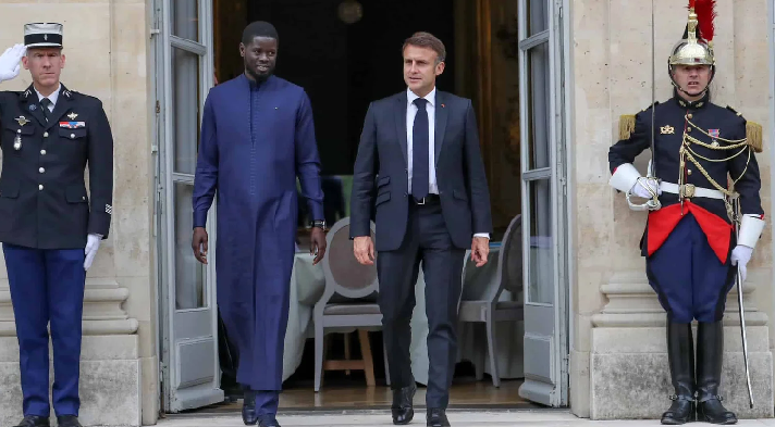 Macron-Diomaye et le départ des forces françaises