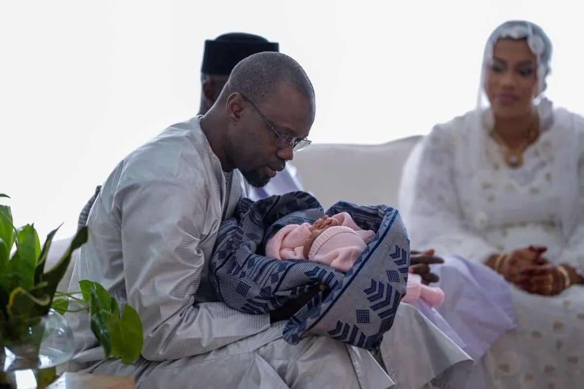 La maman de Sonko «toureundo» du bébé de Diomaye