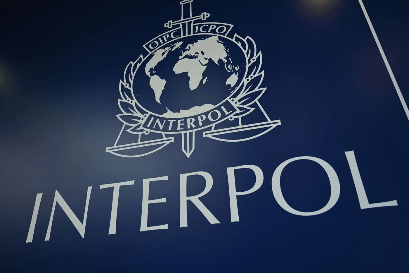 EXPLOITATION DE TROIS MARINS SENEGALAIS DANS DES CONDITIONS INHUMAINES : L'UN D'EUX ÉVACUÉ EN PLEINE MER  Interpol arrête le capitaine du bateau espagnol «Loitador» après émission d'une notice rouge