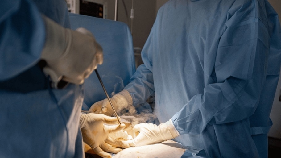 SON MARI VICTIME D’UNE ERREUR MÉDICALE AUX USA : Awa Diop porte plainte contre l’Etat américain, gagne 500.000 dollars et ‘’détourne’’ l’argent de son époux Makhtar Sakho