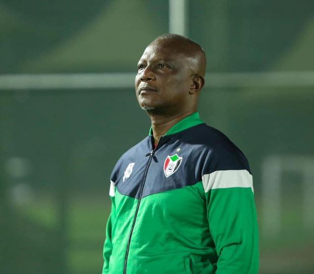 AVANT L'AFFRONTEMENT AVEC LE SENEGAL : L'entraîneur du Soudan Kwesi Appiah exhorte à des primes d’incitation