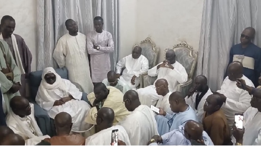 VISITE D’UNE DÉLÉGATION DU FDR A TOUBA : Serigne Mountakha Mbacké invite pouvoir et opposition à la culture de la paix et du pardon