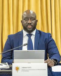 Environ 381 médias effacés