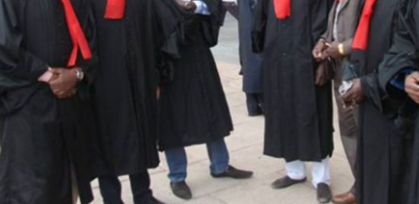 COLÈRE NOIRE DES TRAVAILLEURS DE LA JUSTICE :  Ils annoncent 48h de grève pour dénoncer l’inaction du gouvernement