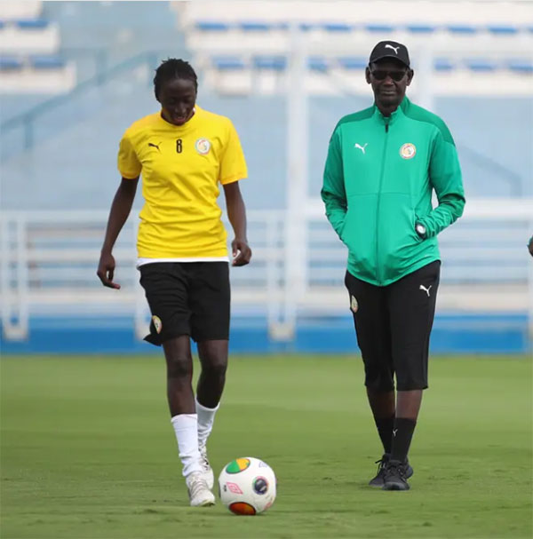 MAME MOUSSA CISSE, SELECTIONNEUR DES LIONNES AVANT ZAMBIE-SENEGAL : « Nous sommes des outsiders... mais nous aimons ce challenge »