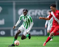 Souleymane Faye quitte le Real Betis et signe pour quatre ans avec Granada CF