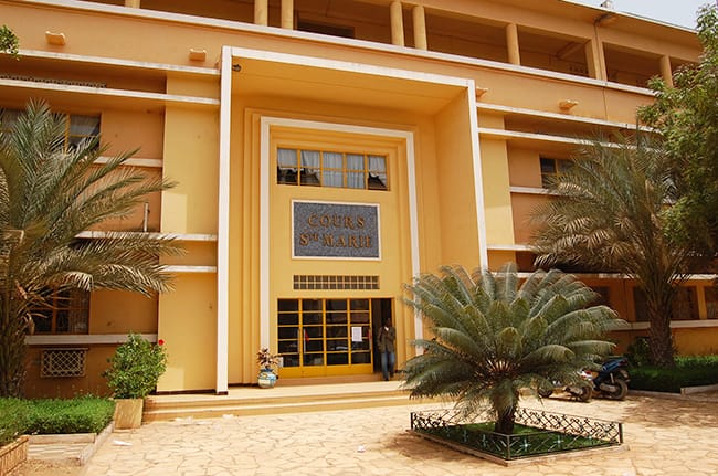 RÉSULTATS BACCALAURÉAT 2025 : Les établissements catholiques de Dakar sauvent l’honneur de l’école sénégalaise