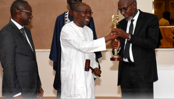 Le bâtonnier Aly Fall officiellement installé à la tête de l’Ordre des avocats