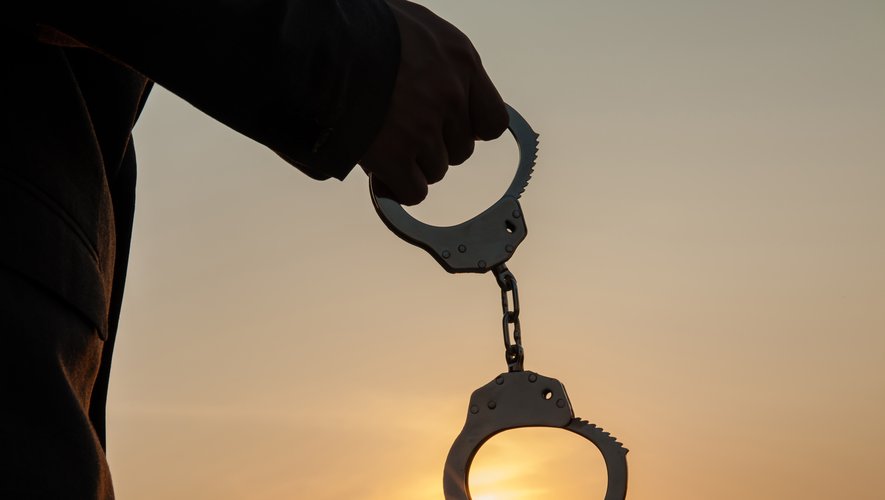 ARRESTATION TUMULTUEUSE A KEUR MBAYE FALL : Un charretier ivre se rebelle contre des policiers après avoir poignardé un vigile au thorax