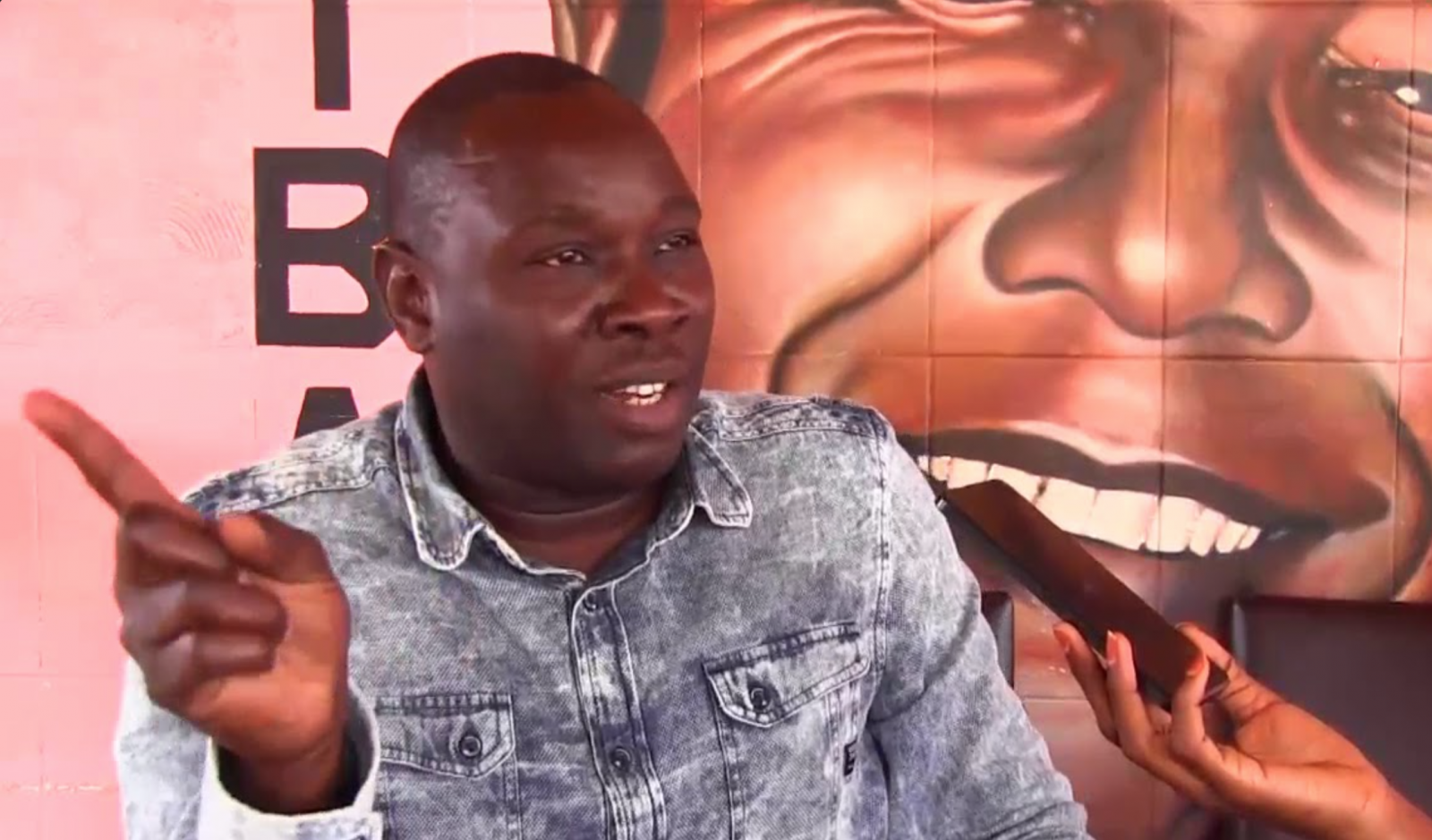 L’artiste Moussa Seck obtient une liberté provisoire, en attendant son verdict le 11 septembre