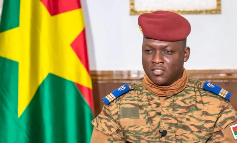 Le Burkina Faso adopte une loi qui pénalise l'homosexualité et prévoit jusqu'à cinq ans d'emprisonnement