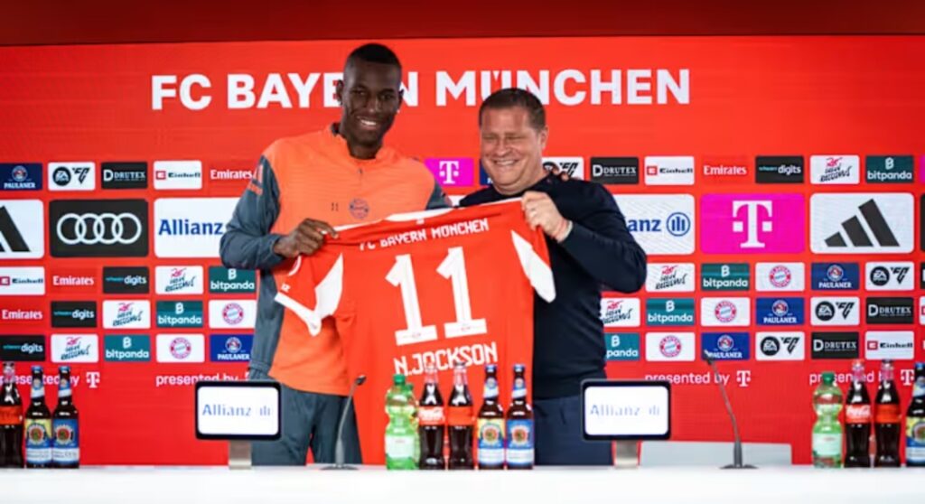 Nicolas Jackson officiellement présenté au Bayern Munich
