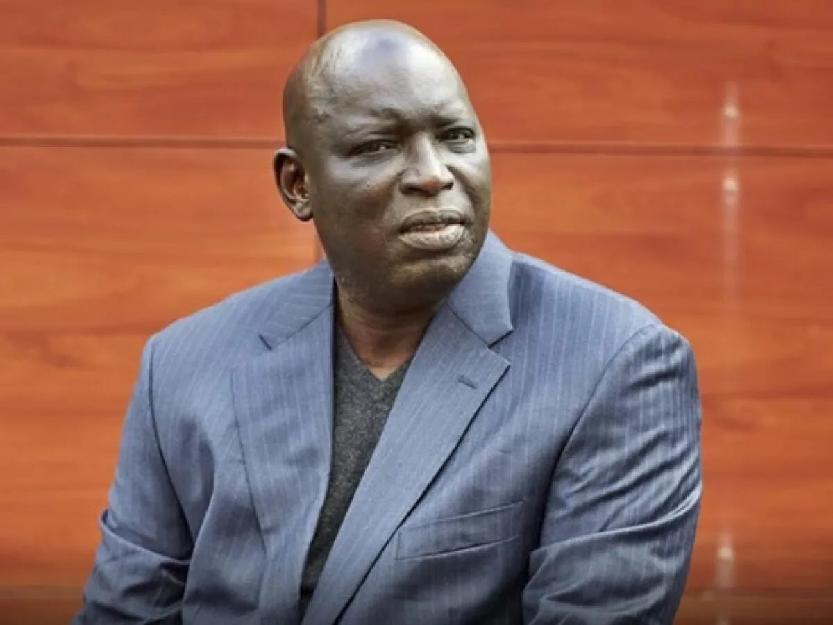 AFFAIRE MADIAMBAL DIAGNE : Les chefs de la Dic et du Commissariat spécial de l’Aibd relevés de leurs fonctions, mandat d’arrêt international contre Madiambal Diagne