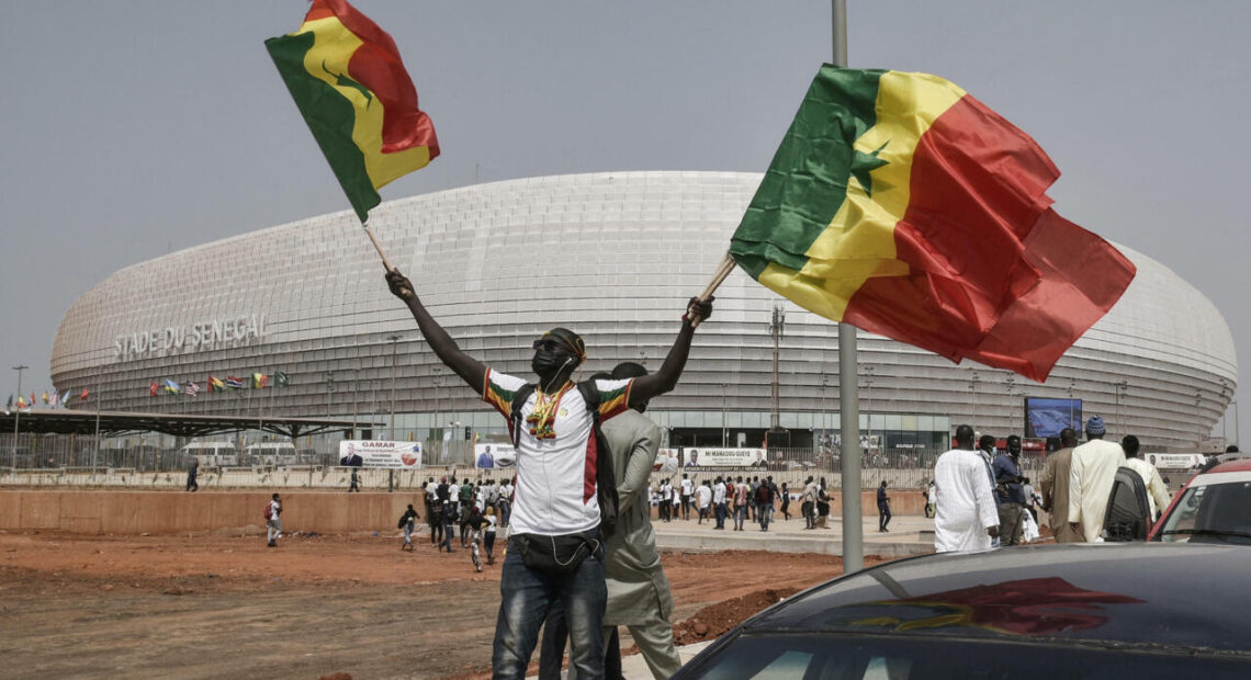 BILLETTERIE MATCH SENEGAL-MAURITANIE  : Les Lions suivent les pas du coach en achetant des billets pour leurs supporters