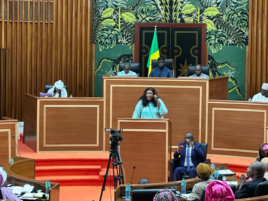 ELECTION DU NOUVEAU BUREAU DE L’ASSEMBLEE NATIONALE : Takku-Wallu propose Racky Diallo et reprend son poste de huitième vice-président
