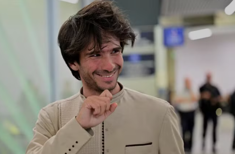 France : Pour avoir violé le secret de l’enquête le visant pour viol, l’avocat Juan Branco suspendu pour neuf mois