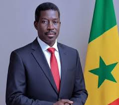 réactions Maimouna Ndour Faye-Babacar Fall : "La République est en danger, levons-nous pour la sauver", (Talla Sylla)