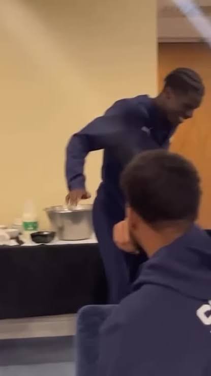 BIZUTAGE DANS LA TANIERE : Mamadou Sarr rate son mbalax, pareil pour Assane Diao ; Ibrahima Mbaye et Rassoul Ndiaye assurent le show