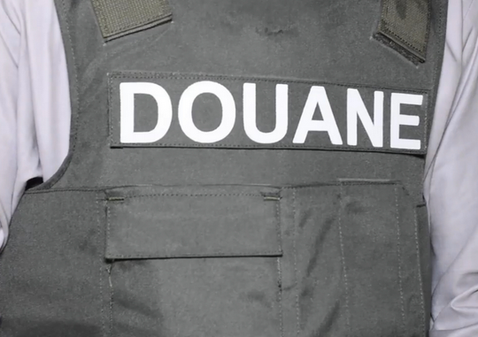 ESCROQUERIE AU CHECHIA À KEUR MASSAR : Un Tunisien dépouillé de 43 millions F Cfa, un faux agent des Douanes arrêté