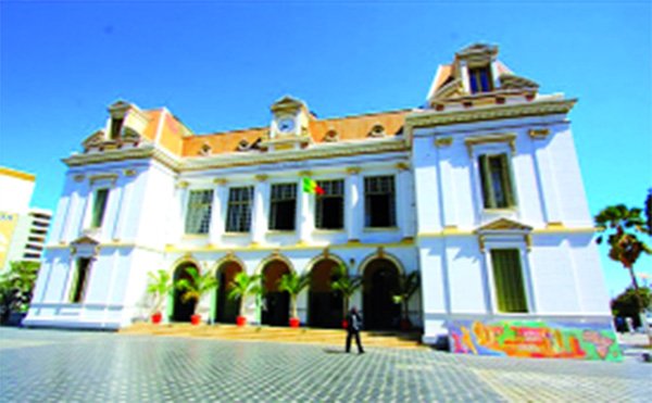 La requête de Barth déclarée irrecevable : la Cour conforte Abass Fall dans son fauteuil