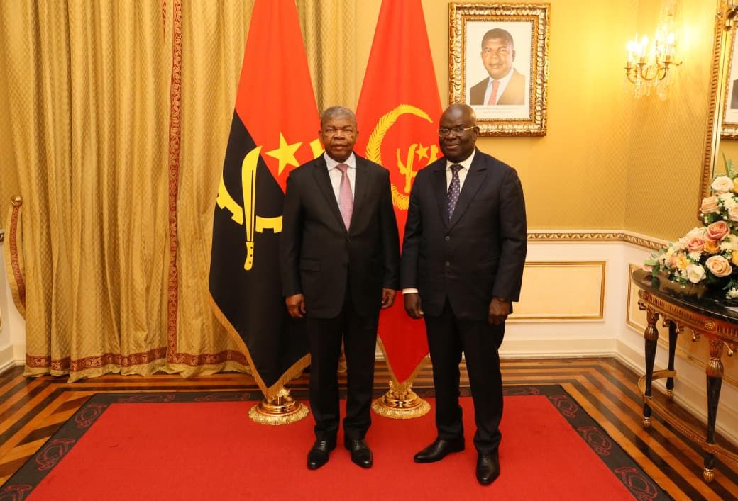 DIPLOMATIE ÉCONOMIQUE Amadou Diagne remet au Président angolais le rapport du Forum Afrique–Émirats et ouvre de nouvelles perspectives d’investissement