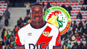 NOUVEAU DEFENSEUR DES LIONS DU SENEGAL, NOBEL MENDY DECOUVRE LA TANIERE AVEC EMOTION : « C’est une immense joie pour mes parents et moi »