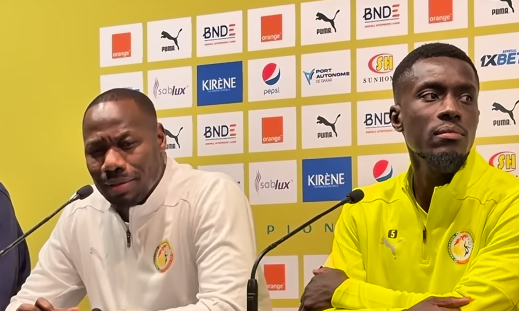 CONFÉRENCE DE PRESSE D’AVANT-MATCH SÉNÉGAL – PÉROU : Pape Thiaw mise sur le sérieux et la progression