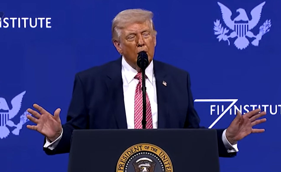 « Il a intérêt à être gentil avec moi » : Donald Trump assure que le prince Saoudien Mohammed ben Salmane lui a « léché les bottes »