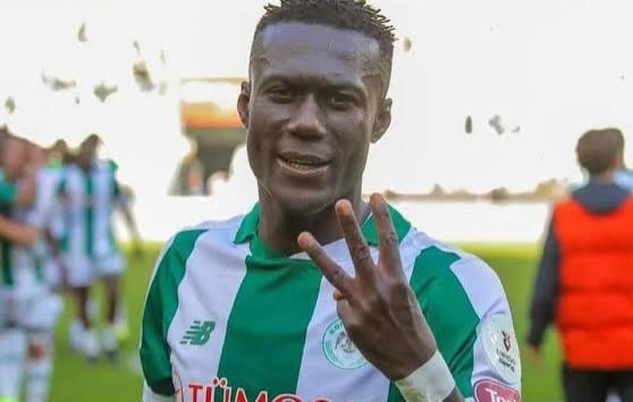 Le footballeur Alassane Ndao, libre