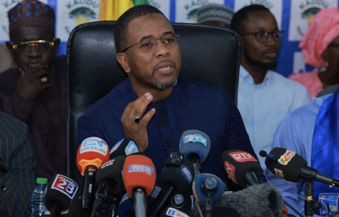 SITUATION POLITIQUE, ÉCONOMIQUE ET SOCIALE DU SÉNÉGAL : Gueum Sa Bopp dénonce un « naufrage républicain » et appelle à la mobilisation