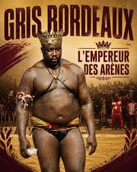 Gris Bordeaux s’autoproclame empereur des arènes après sa victoire sur Siteu