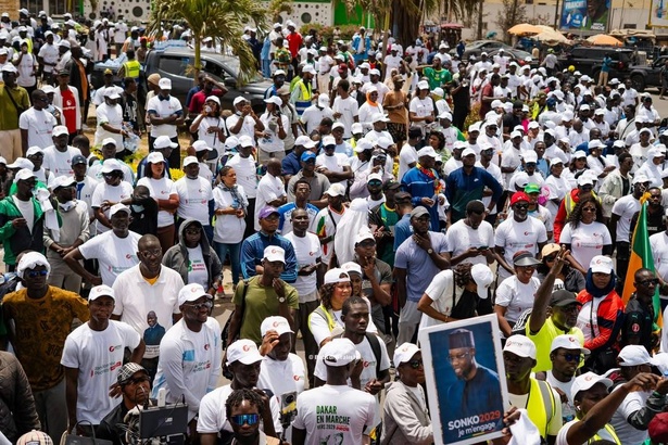 Ousmane Sonko aux côtés des militants lors de « Dakar en marche » (PHOTOS)