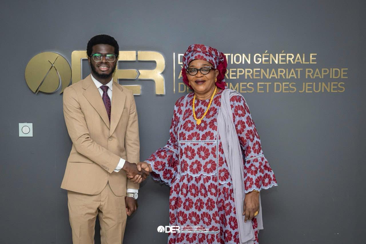 Dr AIDA MBODJ APPORTE SON SOUTIEN AU DG DE L’ASER : «Ceux qui ont un besoin urgent d’électricité et qui vivent dans l’obscurité n'ont pas de temps à perdre en palabres
